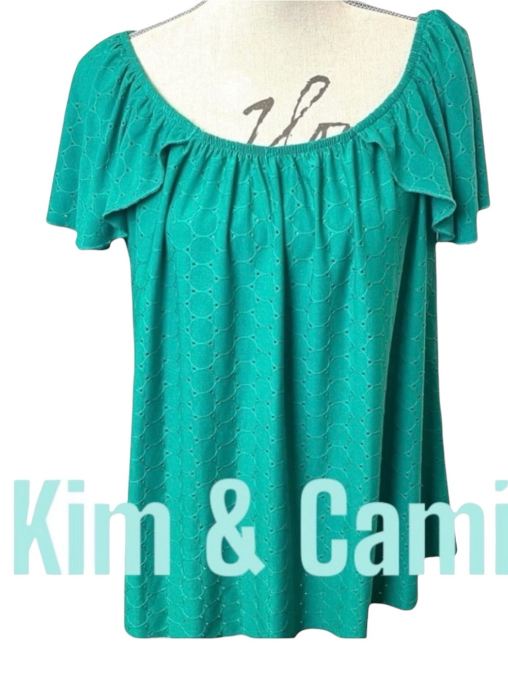 NWOT Kim & Cami Green Scoop Neck Off Shoulder Eyelet Short Ruffle Sleeve (L)